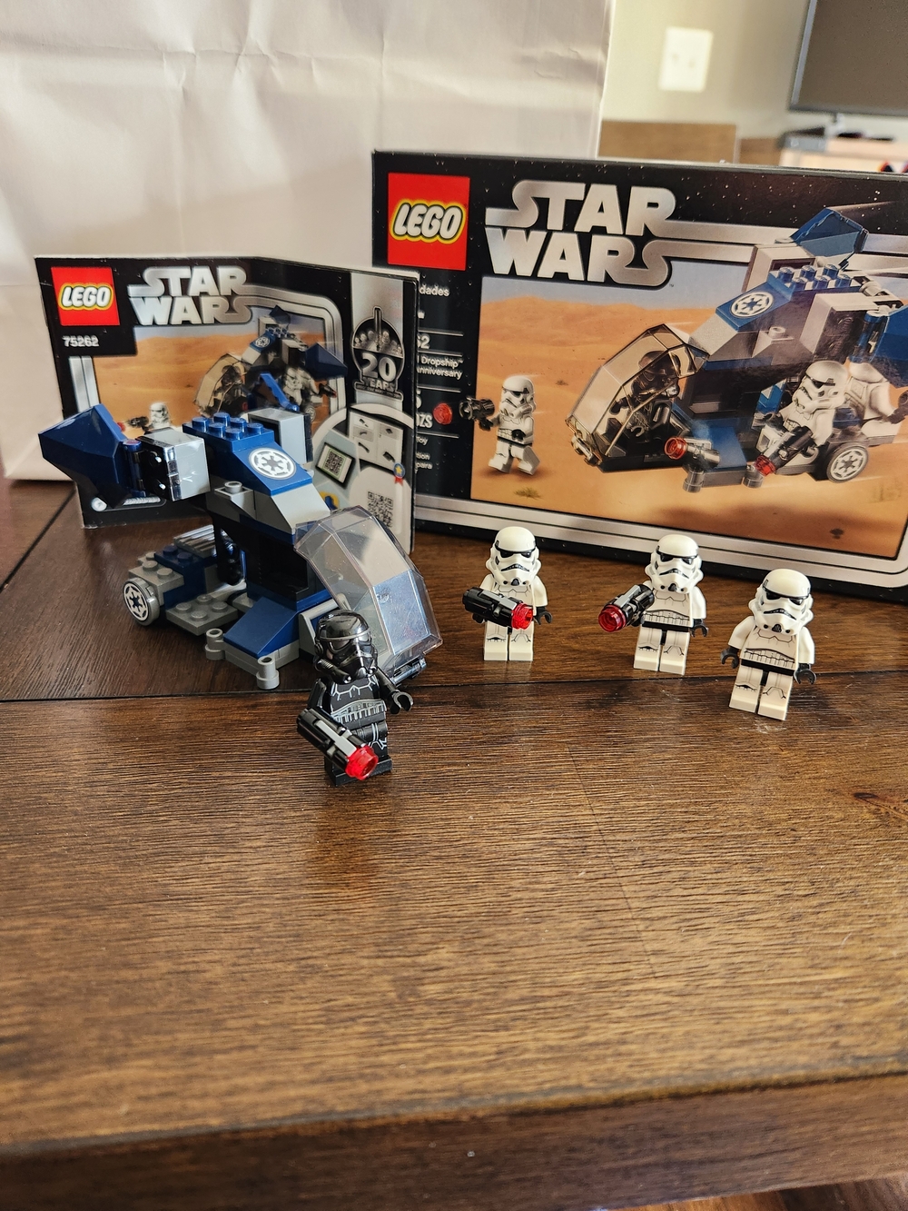 LEGO 75262 Imperial Dropship 20th Anniversary With 4 Stormtroopers